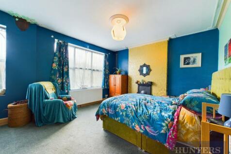 CAM03407G0-PR0415-STILL023.jpg
