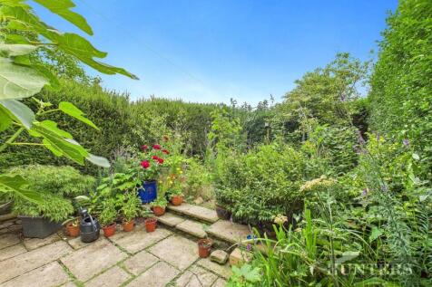 CAM05316G0-PR0142-STILL004.jpg