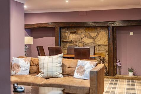 24235 East Ayton Lodge Hotel-019.jpg