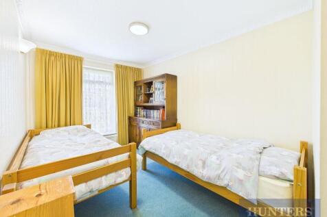 CAM05316G0-PR0053-STILL013.jpg