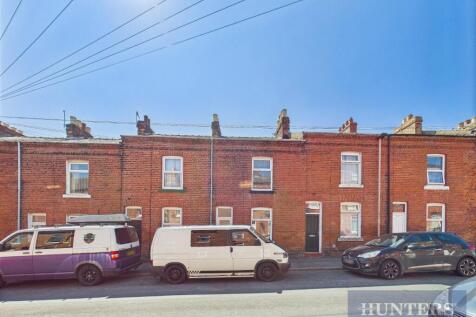 CAM05316G0-PR0126-STILL017.jpg