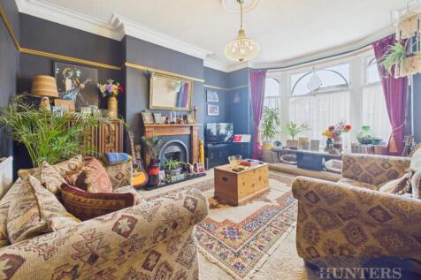 CAM05316G0-PR0128-STILL007.jpg