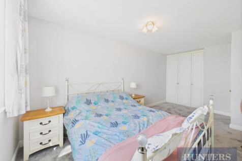 CAM05316G0-PR0125-STILL009.jpg