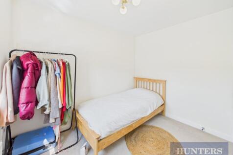 CAM05316G0-PR0127-STILL014.jpg