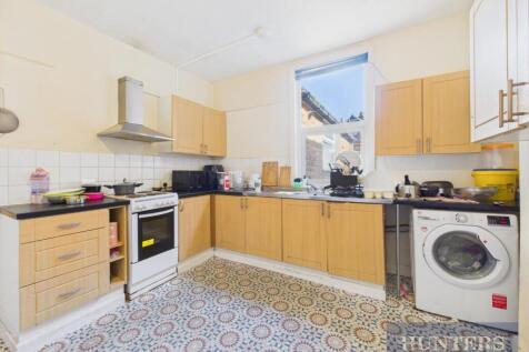 CAM05316G0-PR0151-STILL026.jpg
