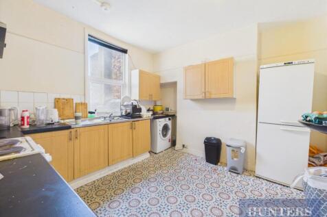 CAM05316G0-PR0151-STILL024.jpg