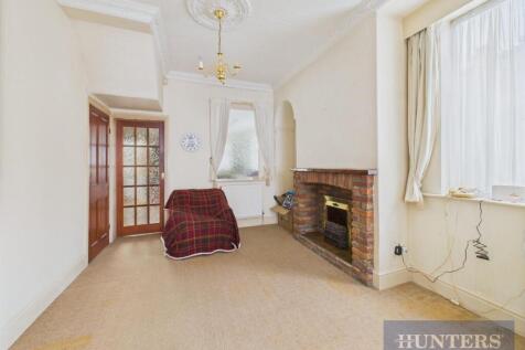 CAM05316G0-PR0163-STILL015.jpg