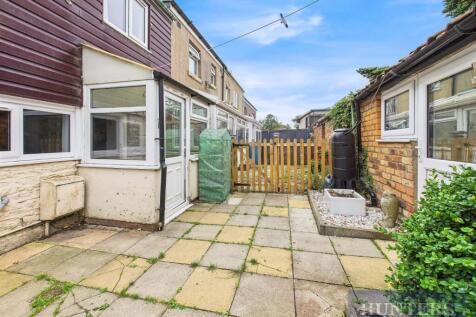 CAM05316G0-PR0144-STILL016.jpg