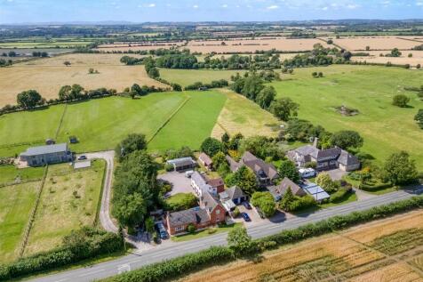 Orchard Cottage Ullington-1.jpg