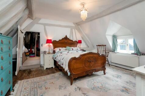 Tudor House-19.jpg
