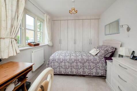16 Porter Close-11.jpg