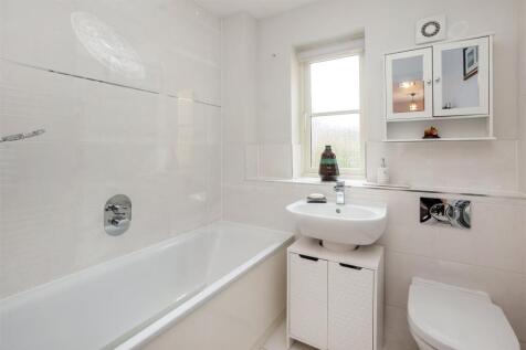 16 Porter Close-12.jpg