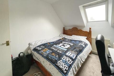 bed 2.JPG