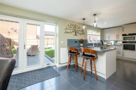 5 Sycamore Drive-7.jpg