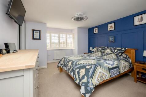 5 Sycamore Drive-14.jpg