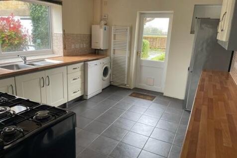 kitchen 2.jpg