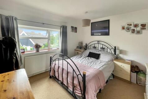 bed new 2.jpg