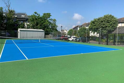 Residents Tennis Crt
