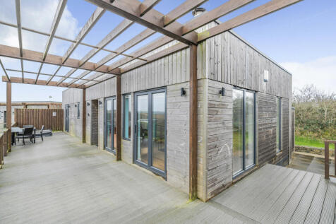 Deck &amp; Pergola