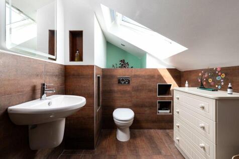 Master En-Suite