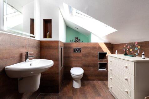 Master En-Suite