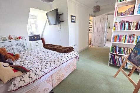 2nd Floor Bedroom