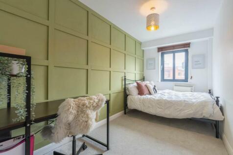 Second bedroom