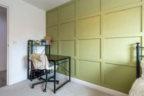 Second bedroom