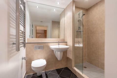 Main Shower Room