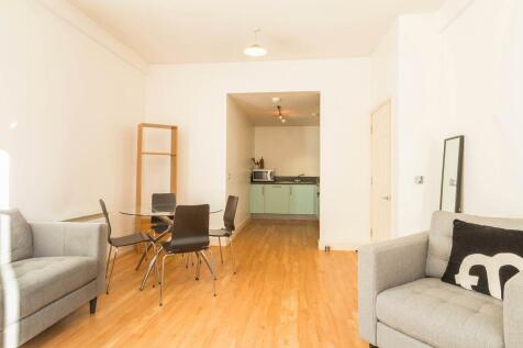 Living Area/ Dining Area