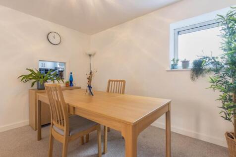 Living/Dining Area