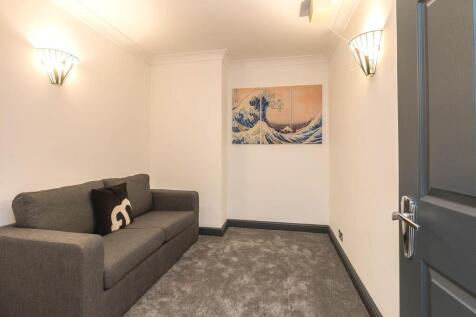 Study/ Office Room