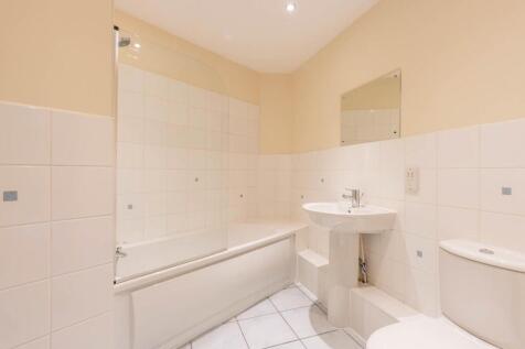 Main bathroom