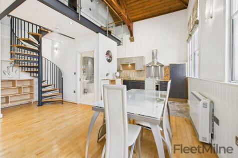 Living/dining room