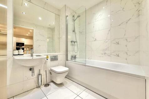 Main bathroom