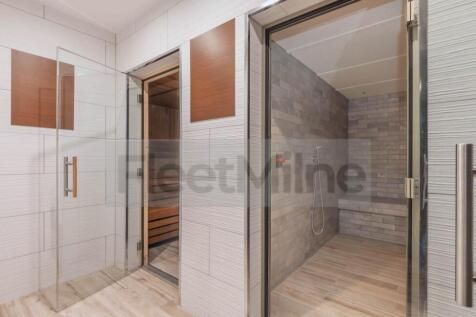 Sauna &amp; Steam Room