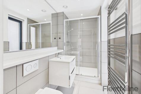 Bedroom One &amp; En-suite