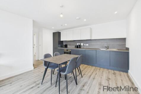 Kitchen &amp; Dining