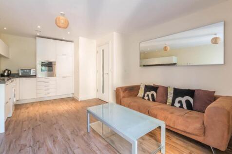 Living Area/ Dining Area