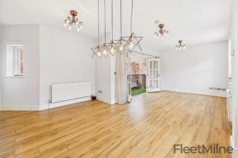 Living/dining room