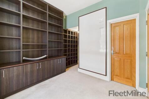 Bedroom 3/office