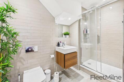 Ensuite bathroom