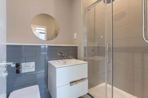 Ensuite bathroom
