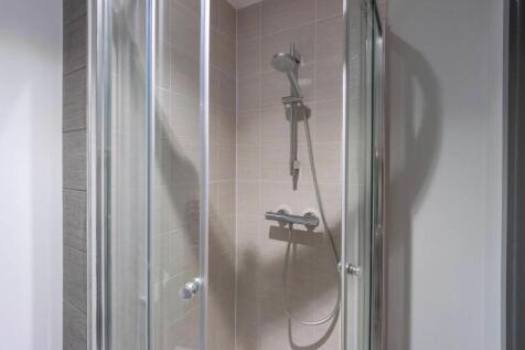 Ensuite bathroom