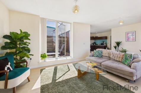 Living/dining room