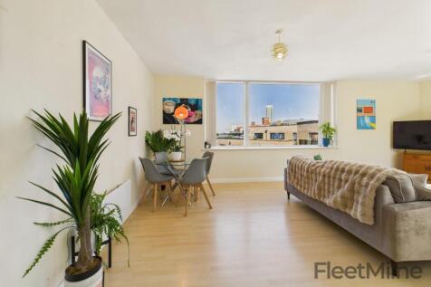 Living/dining room