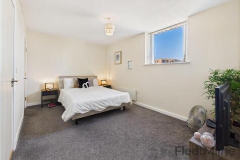 Main bedroom