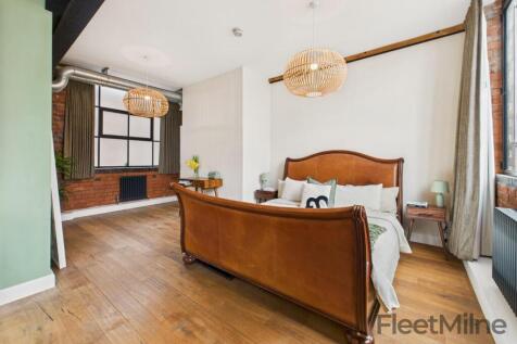 Main bedroom