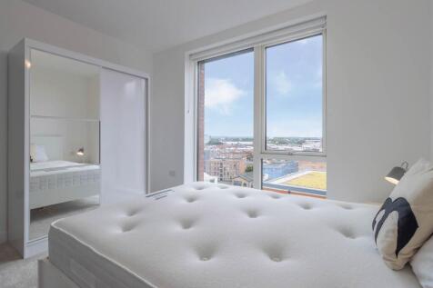 Second bedroom ensuite
