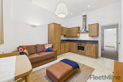 Living/dining room